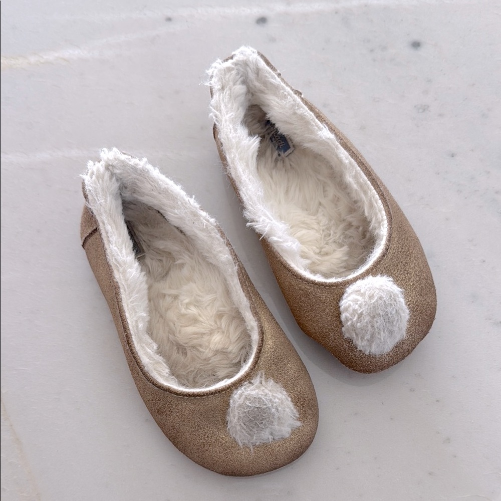 Jacadi Baby Slippers with White Pom-Poms - size 27 euro / toddler size 10. Used.